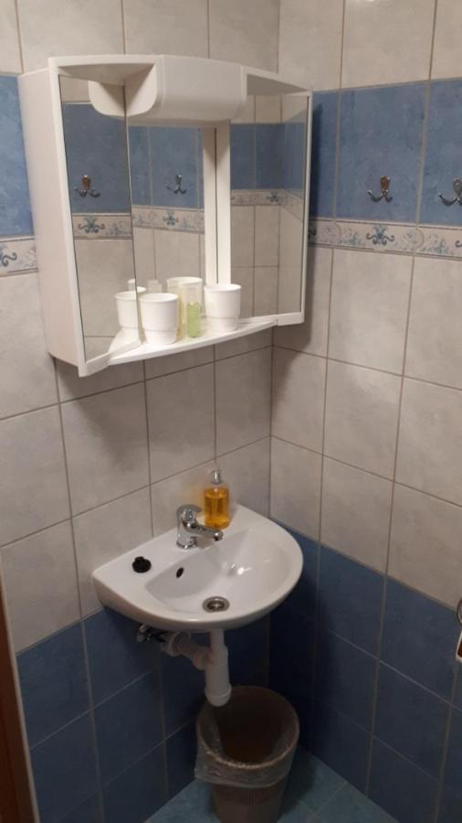 מלאדה בוקי Penzion U Haliru מראה חיצוני תמונה
